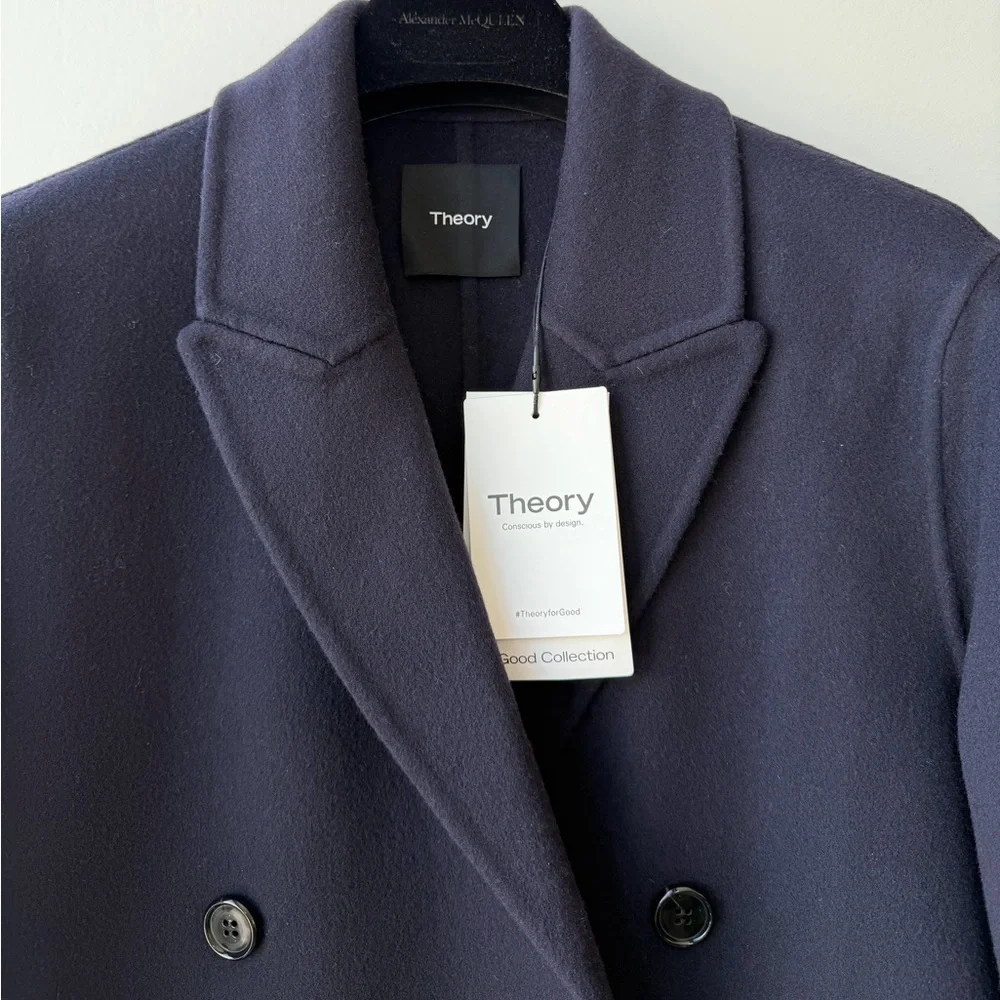 Theory Double-Breasted Coat in Double-Face
Wool-Cashmere - Picture 3 of 10